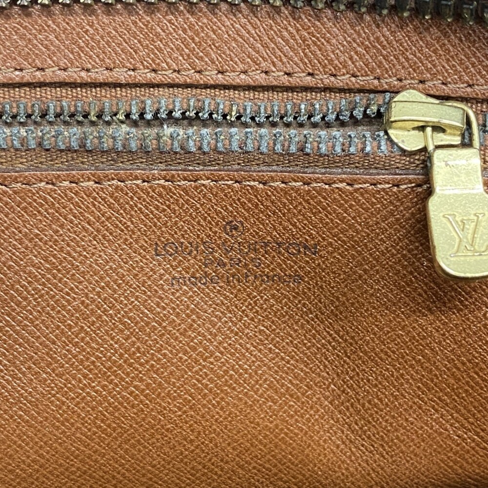 LOUIS VUITTON Brown Monogram Shoulder Bag - Picture 5 of 13